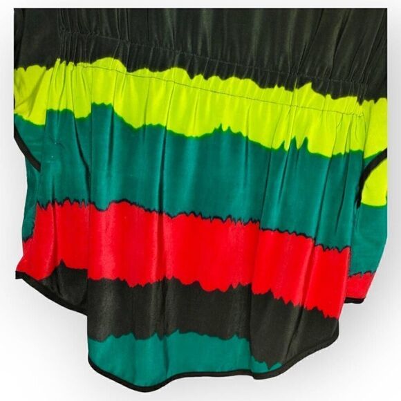 ECI Womens Top Sz Large Green Red Black Relaxed Jersey Short Sleeves Casual - Picture 10 of 13